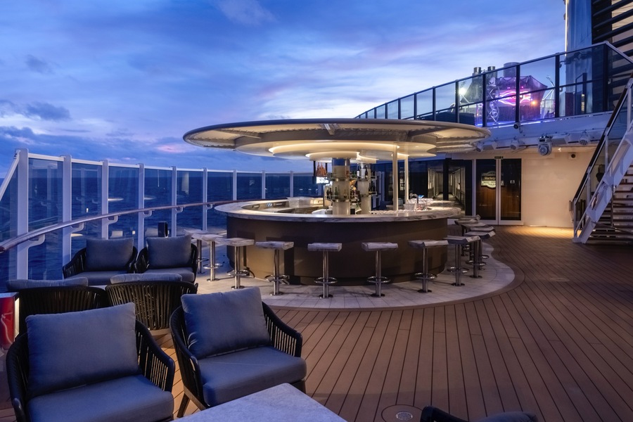 MSC Cruises, MSC Seascape, Sky Bar 1, Copyrights - Ivan Sarfatti and MSC Rights.jpg